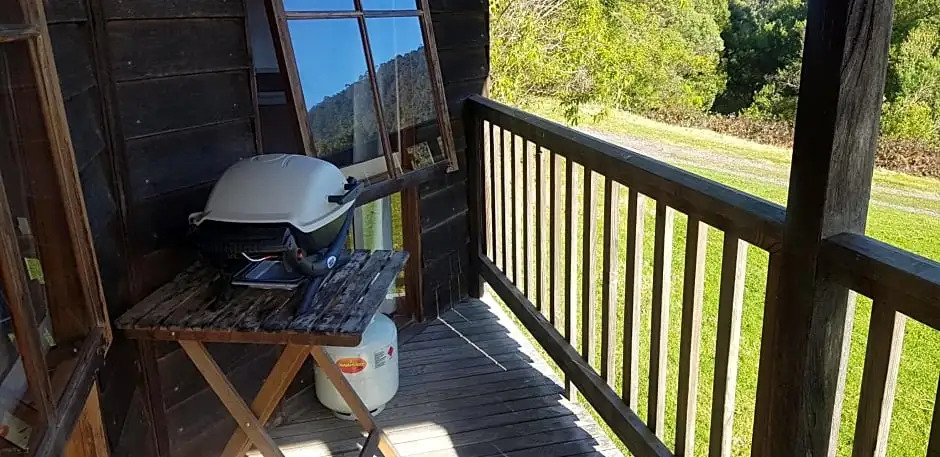 Tall Trees Eco Retreat - Blackwood Cottage