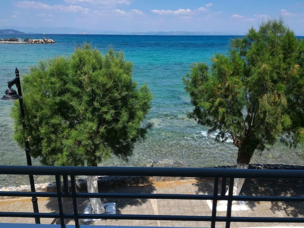 Nontas Hotel