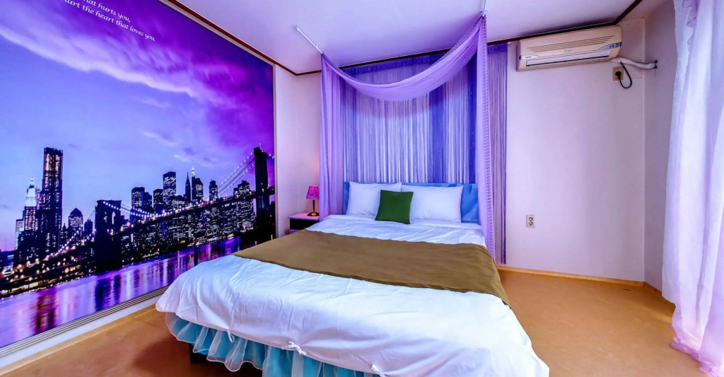Aewol Badatgaap Guest House