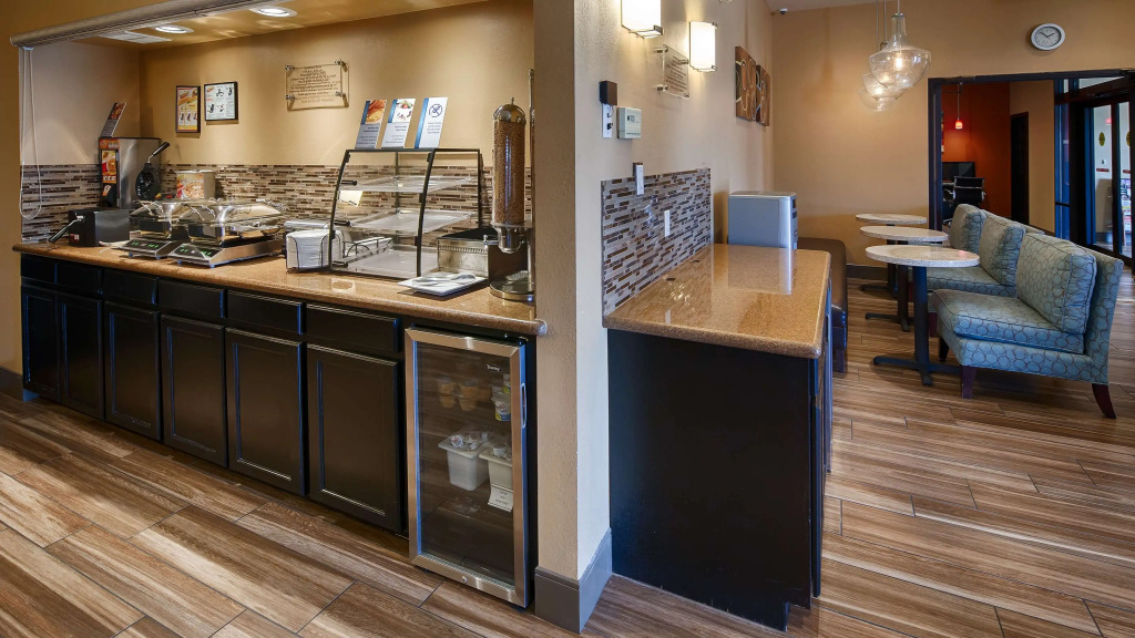 Best Western Plus Edinburg Inn & Suites