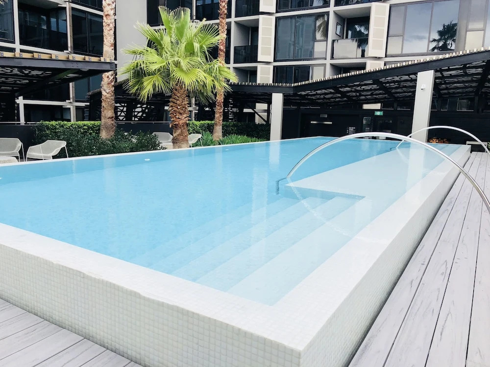 LVL 11 Cosy Apartment Near Lygon St
