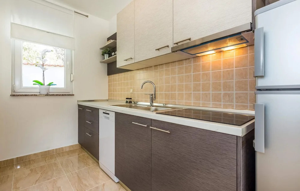 Amazing Home in Dramalj With 2 Bedrooms, Wifi and Outdoor Swimming Pool