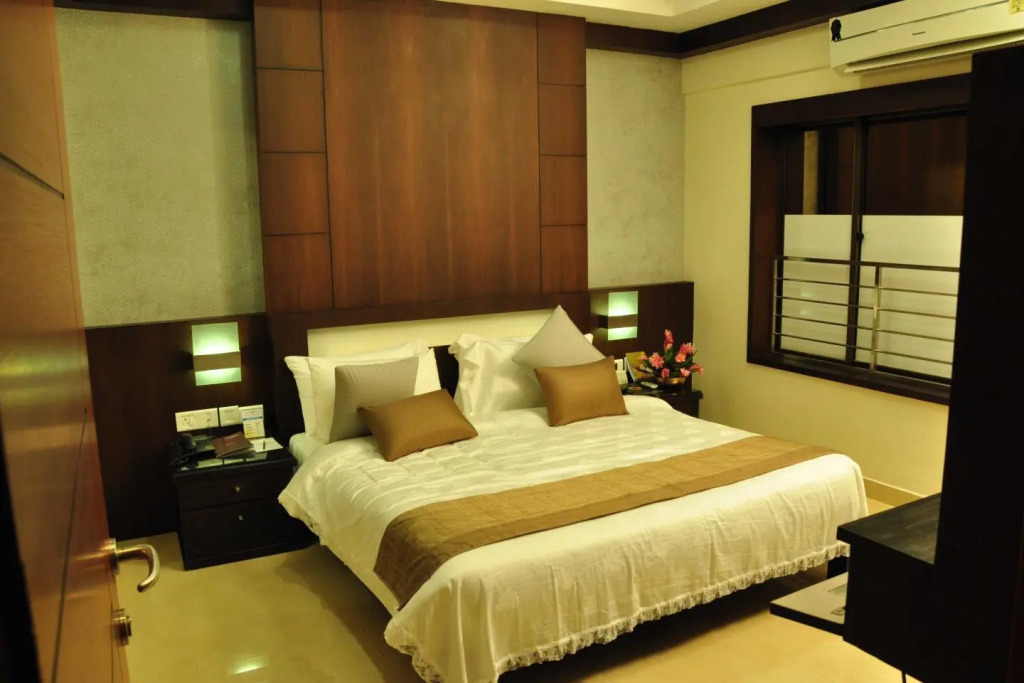 Hotel Chrysoberyl