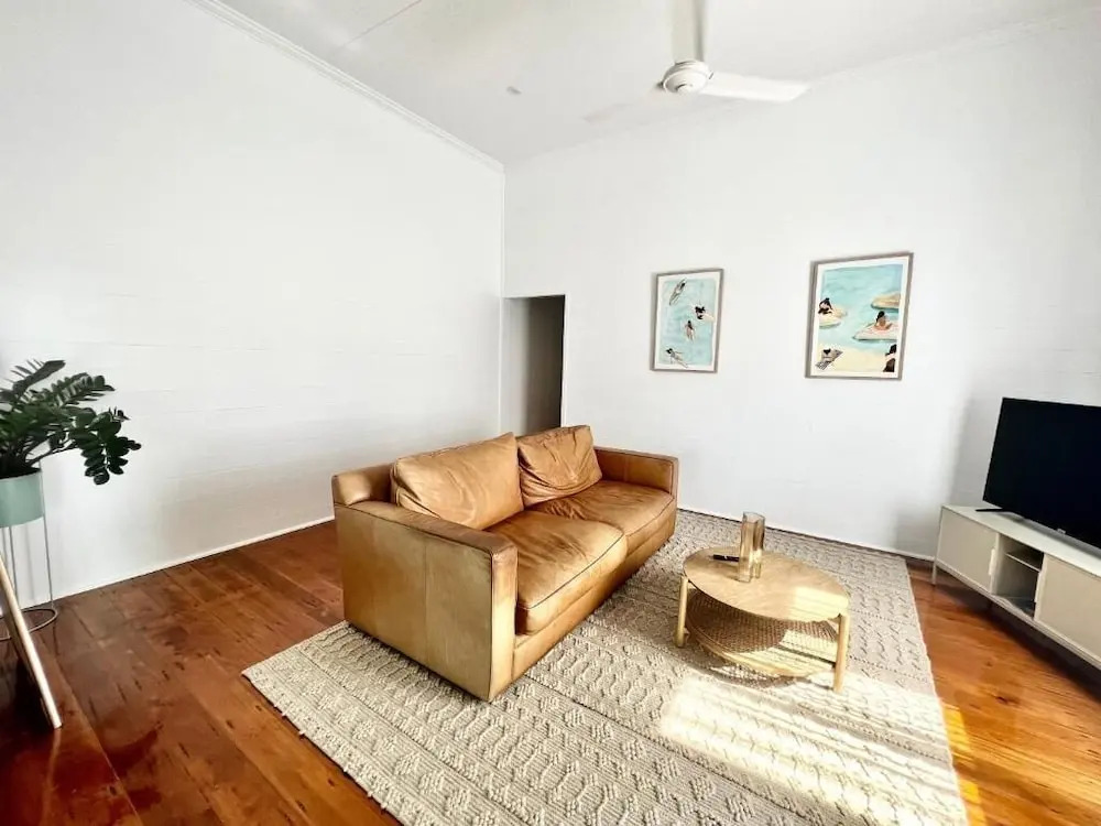 Townsville Suites