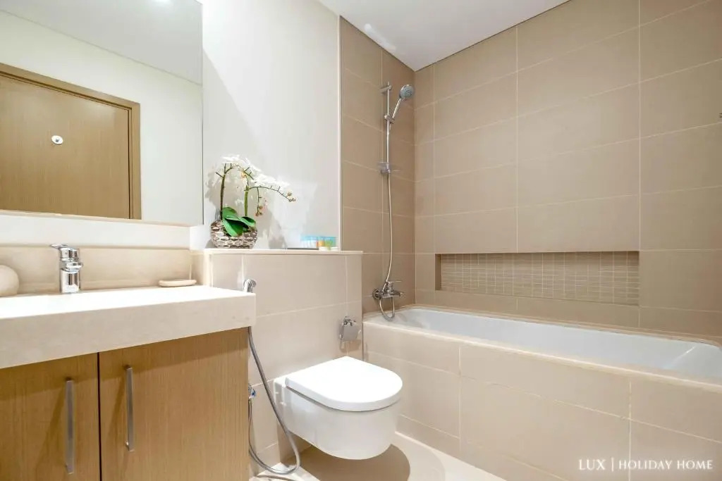 LUX 52 42 Deluxe Island view suite