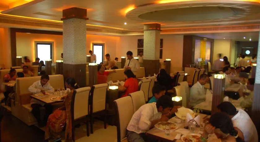 Hotel Sitara Royal