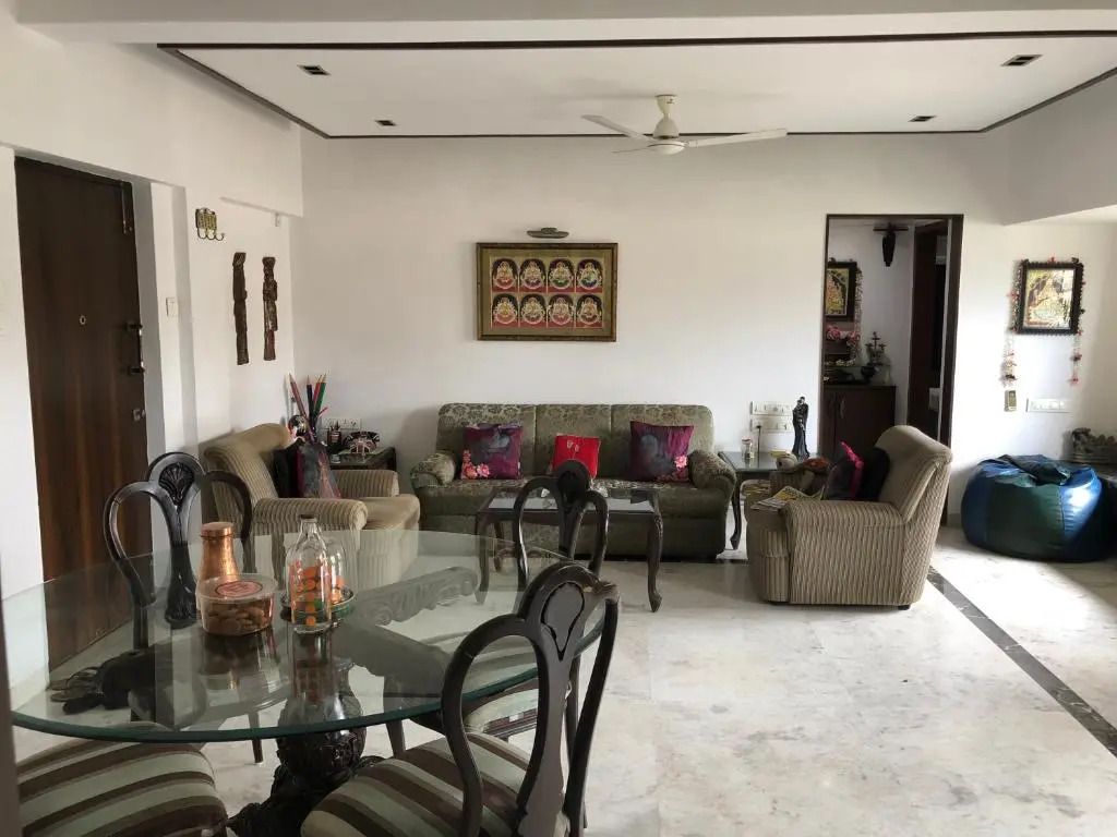 Luxurious Cozy 1 King Bed suite with free parking