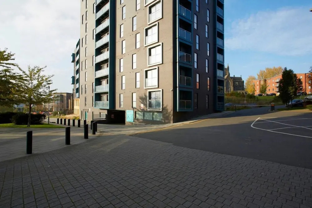 2 Bedroom Apartment, Leeds - Luxury & Contemporary