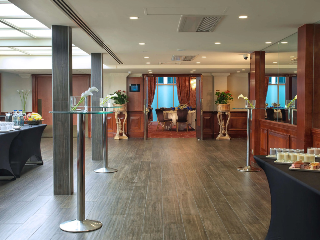 Radisson Blu Hotel, London Heathrow