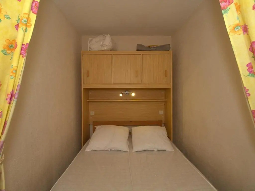 Appartement Balaruc-les-Bains, 1 pièce, 2 personnes - FR-1-553-77