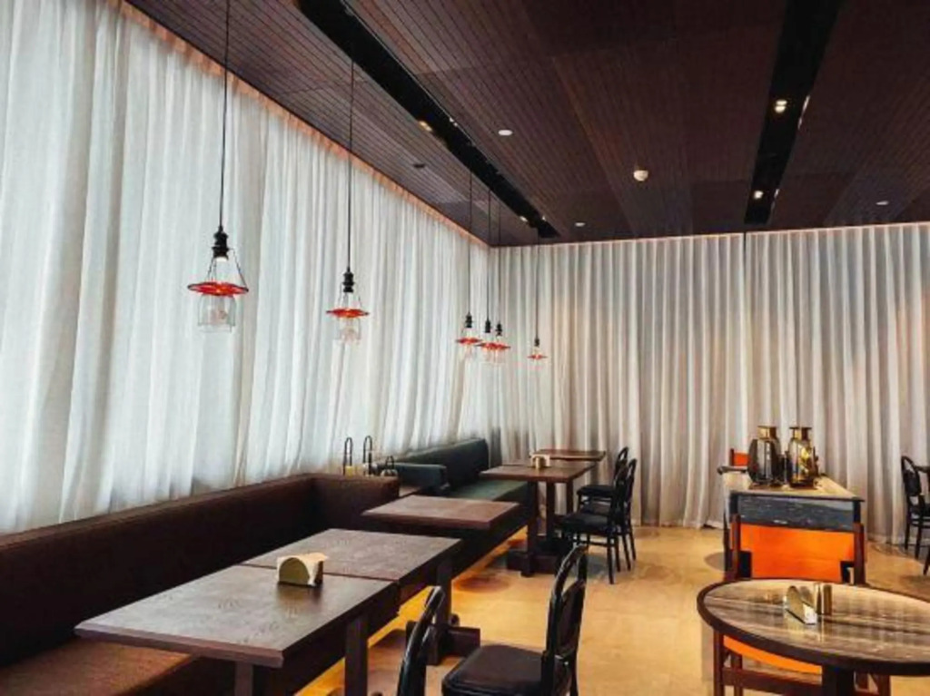 UFUN Plus Scenic Hotel (Nanning Nanhu Park Zhongshan Road)