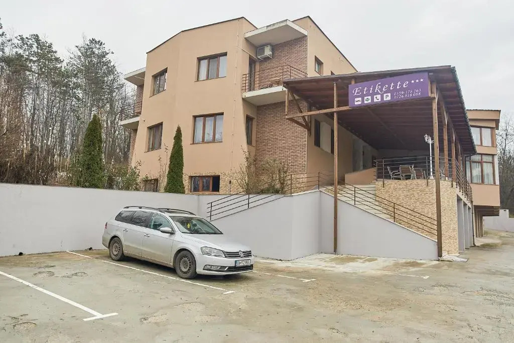 Vila Etikette