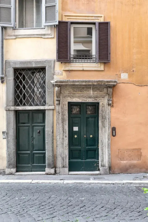 Monserrato Design Apartment in Navona
