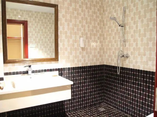 Heishangu 1098 Holiday Hotel