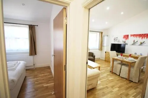 Wellesley Road Apartments