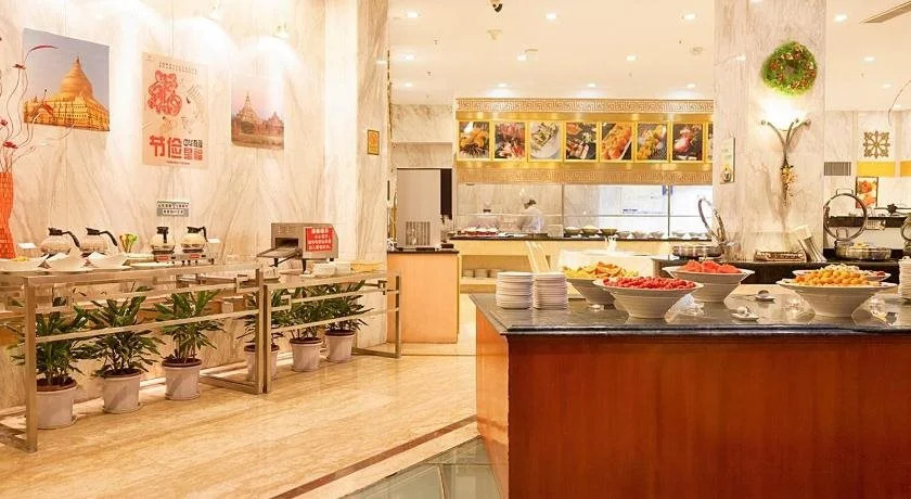 Xiamen Huaqiao Hotel