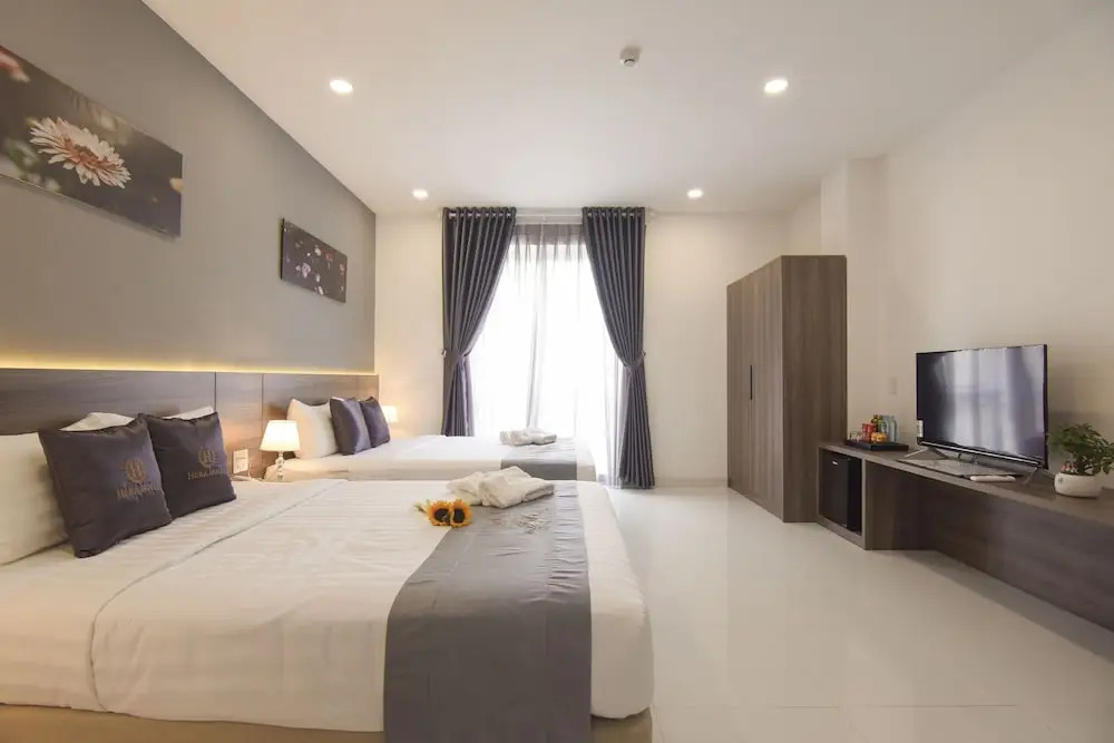 Hera Hotel Airport
