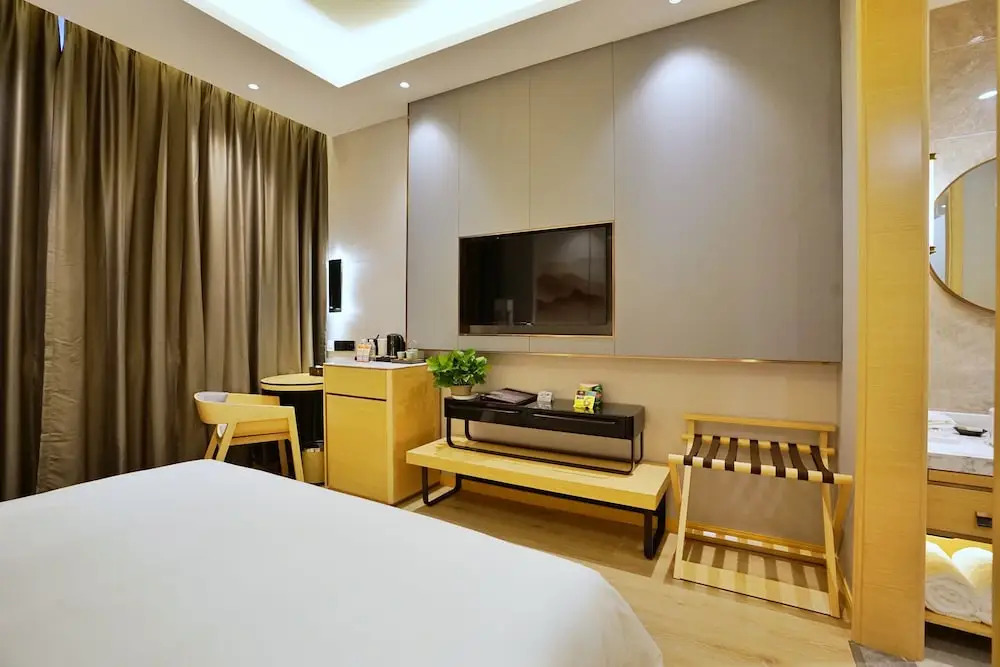 Metropolo Lujiazui Jinqiao Garden Hotel