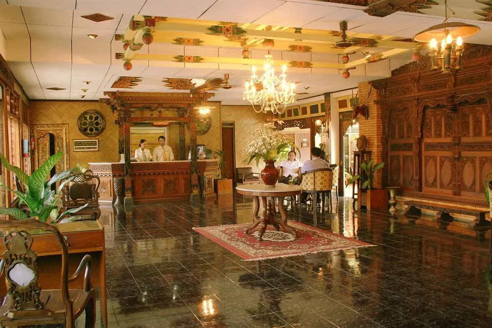 Istana Batik Ratna
