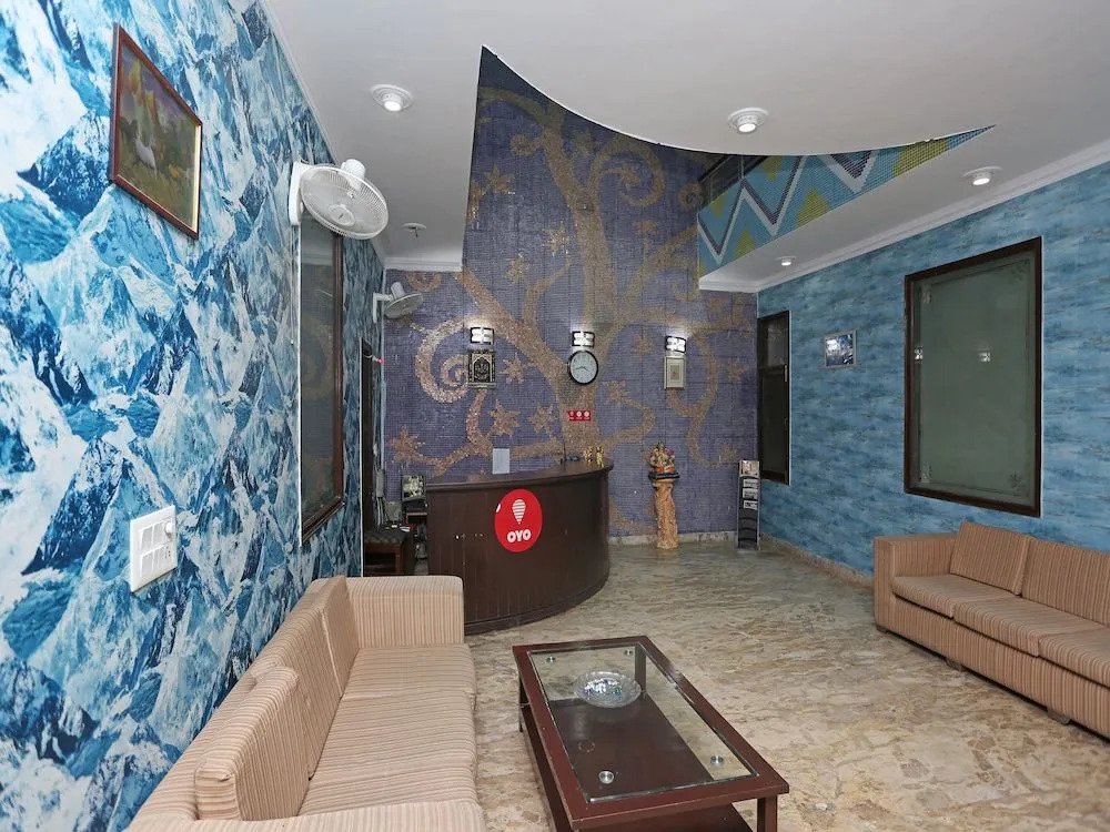 Oyo 556 The Ravee Inn