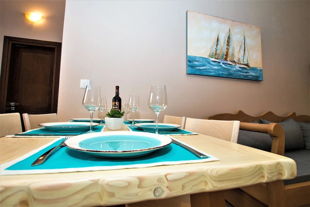 Ourania's Luxury Houses