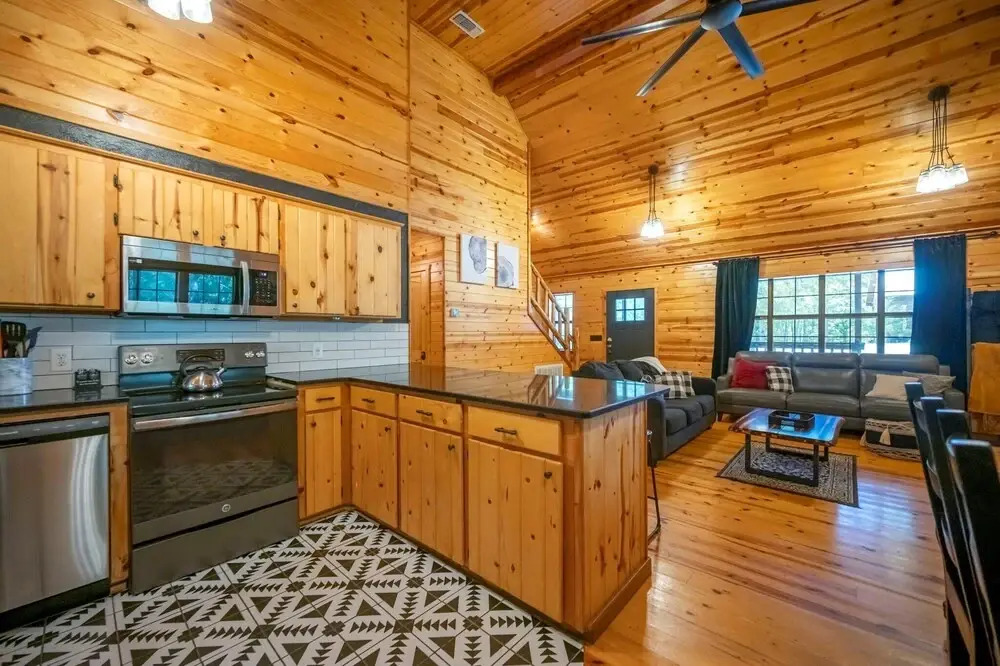 Kalo Cabin Secluded Stay