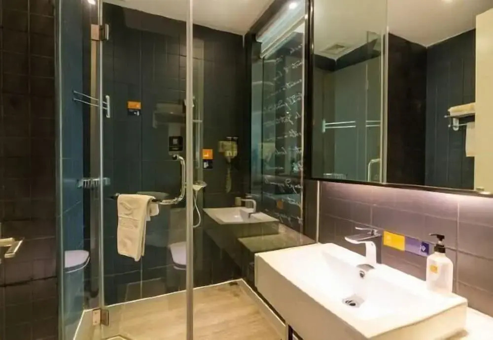 Yeste Hotel