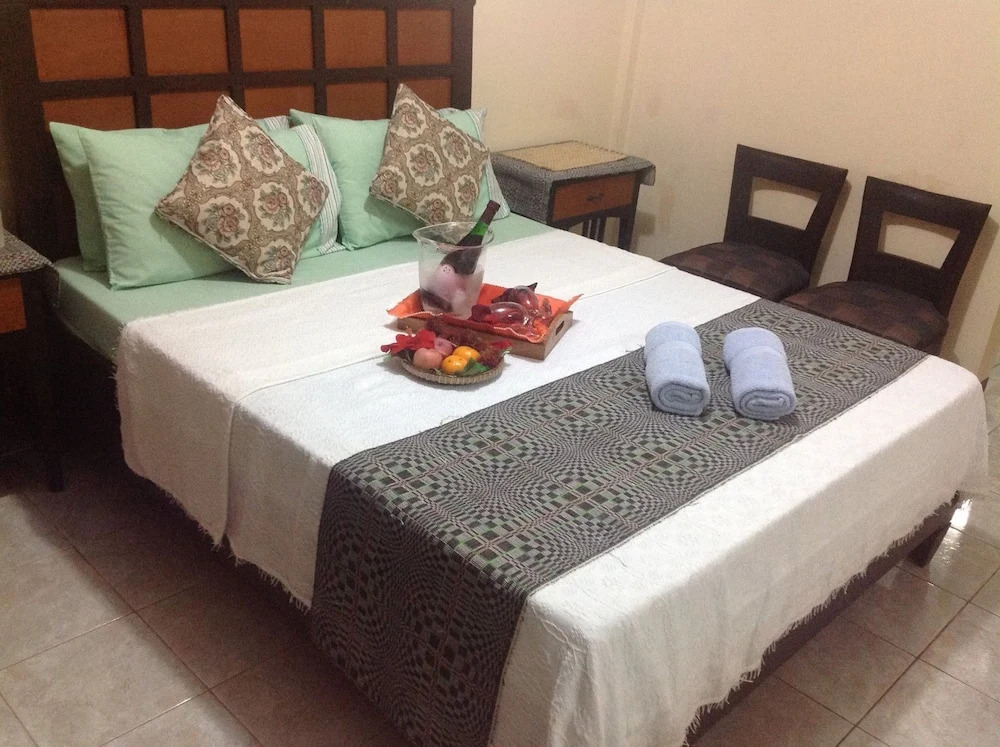 RedDoorz Plus @ Rio Grande de Laoag Resort Hotel Ilocos Norte (Quarantine Hotel)