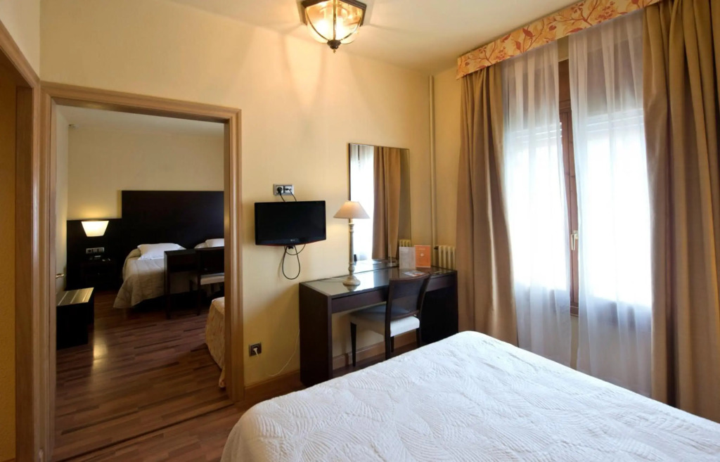 Hotel Restaurant Pessets & SPA