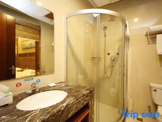 Liyade Hotel