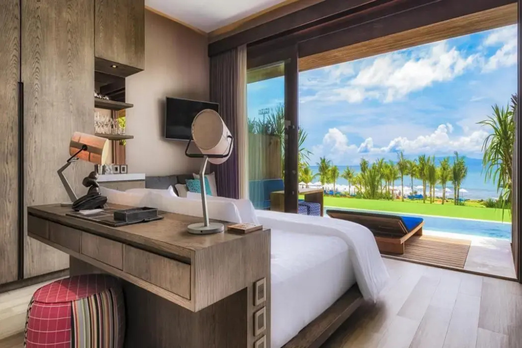 Hotel Komune and Beach Club Bali