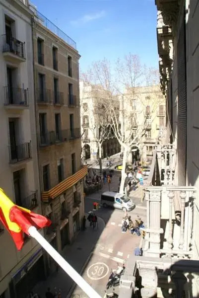 Hostal Albi