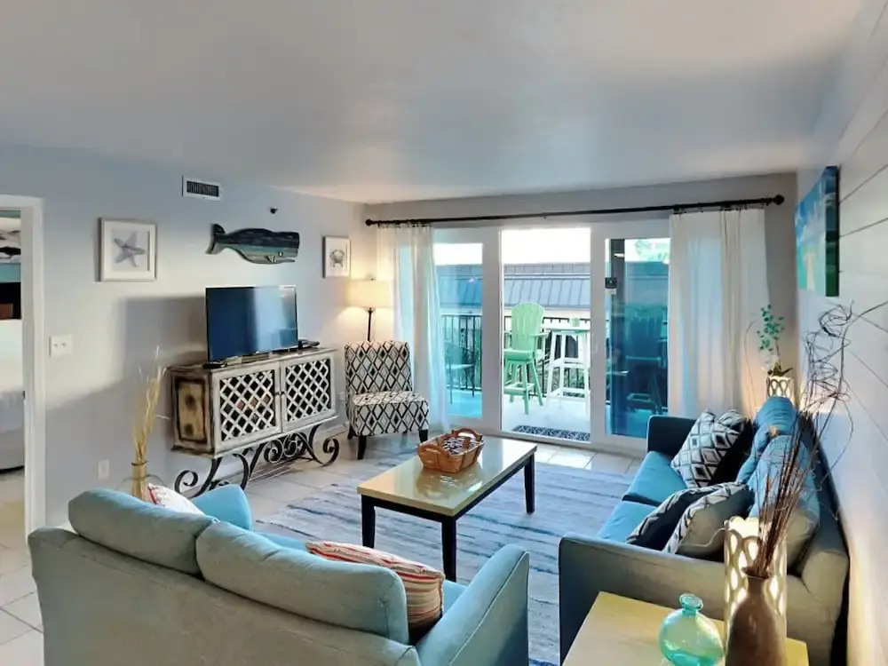 Sea Oats #309 by Southern Vacation Rentals