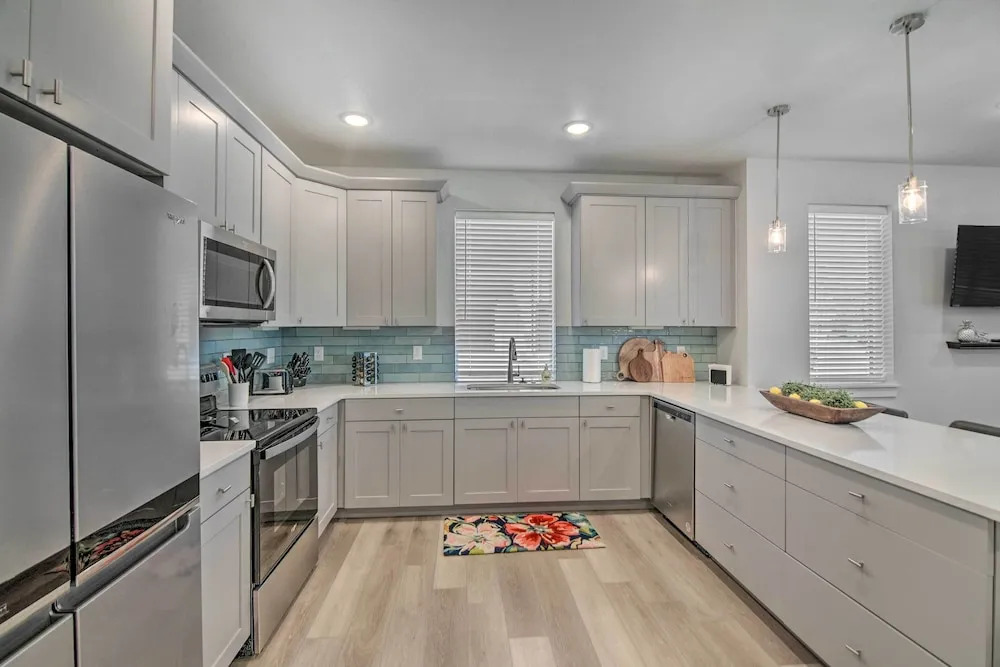 Gorgeous Greeley Getaway - Close to Parks!
