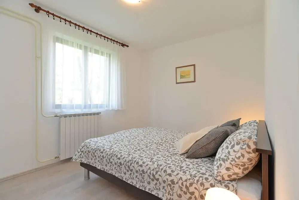 Apartment 628