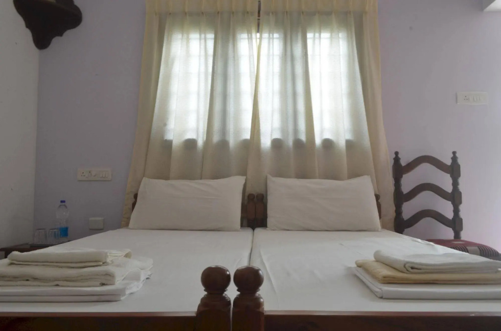 AETERNA Homestay