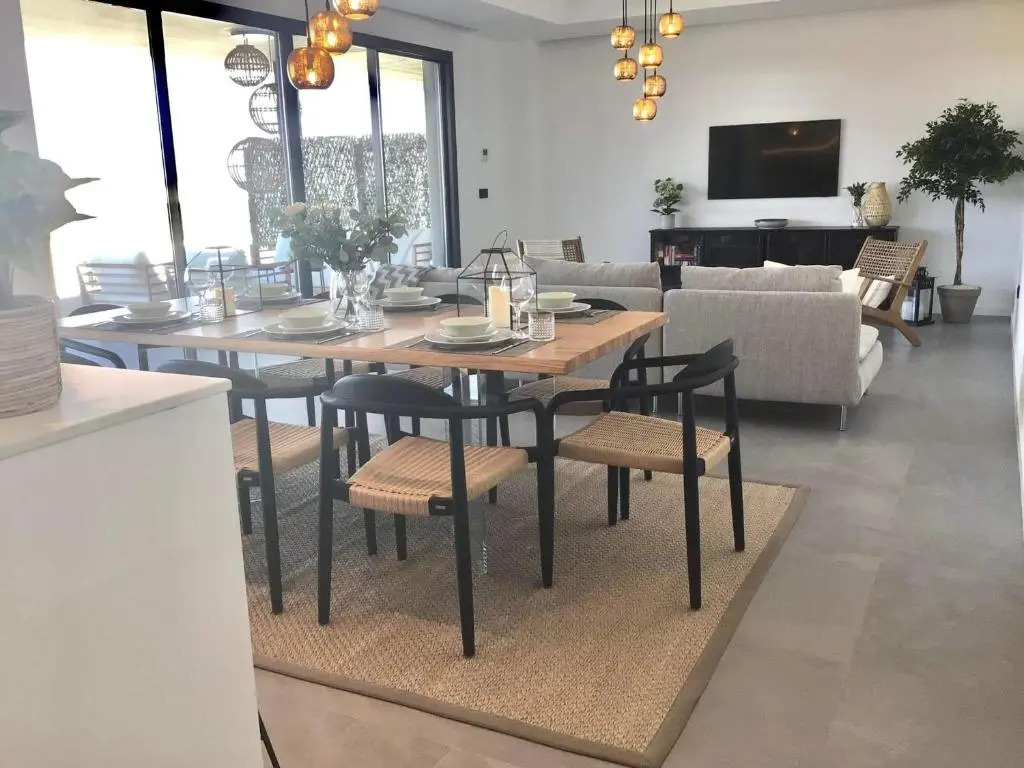 The View Luxury Vacation Apartment 5