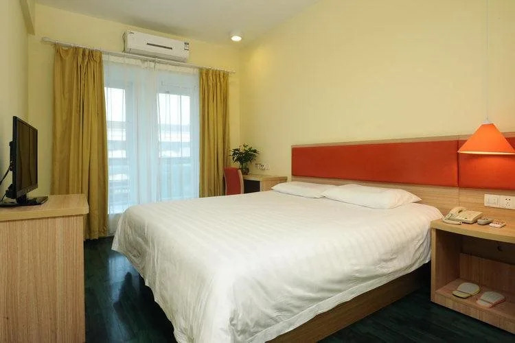 Home Inn Zhenjiang Dashikou Babaiban