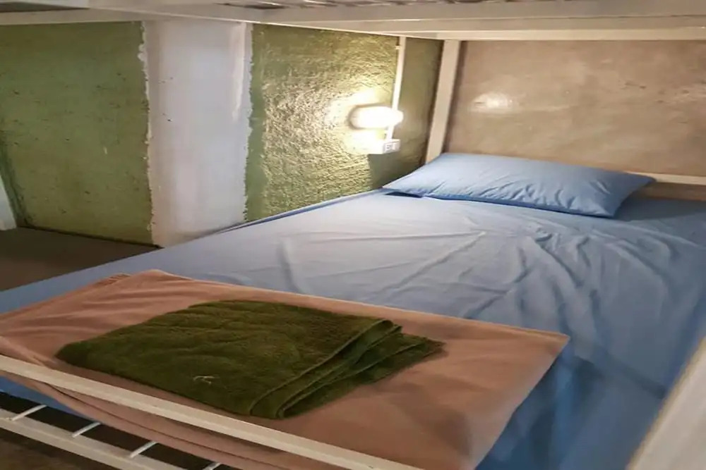Shut Eye Party Hostel - Adults Only
