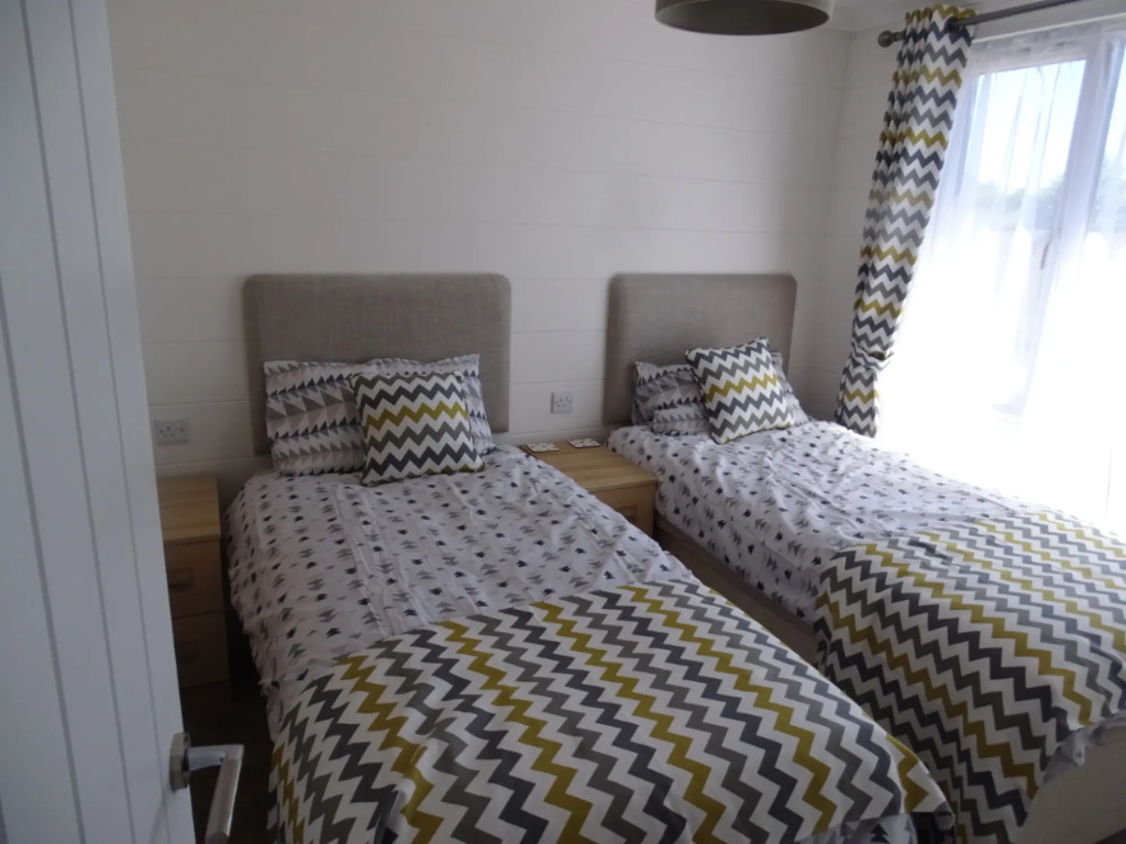Two Bedroom Lodge 6 in North Runcton