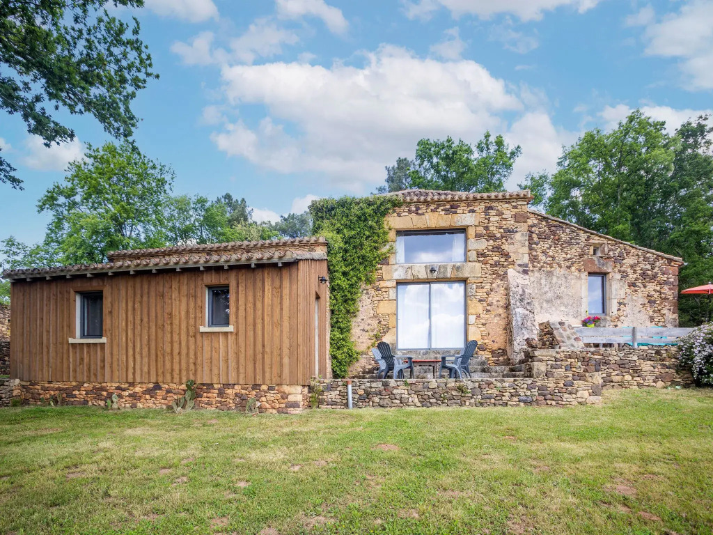 Holiday Home in Mazeyrolles with Garden