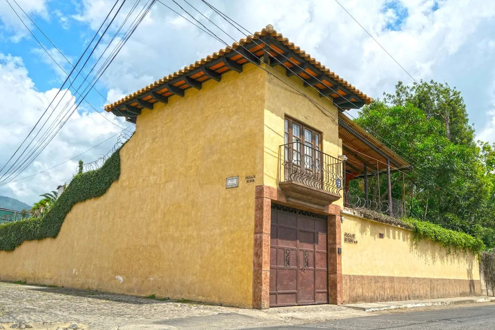 Hotel Casa San Bartolo