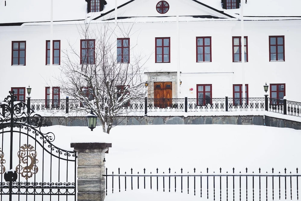 Ulvhälls Herrgård