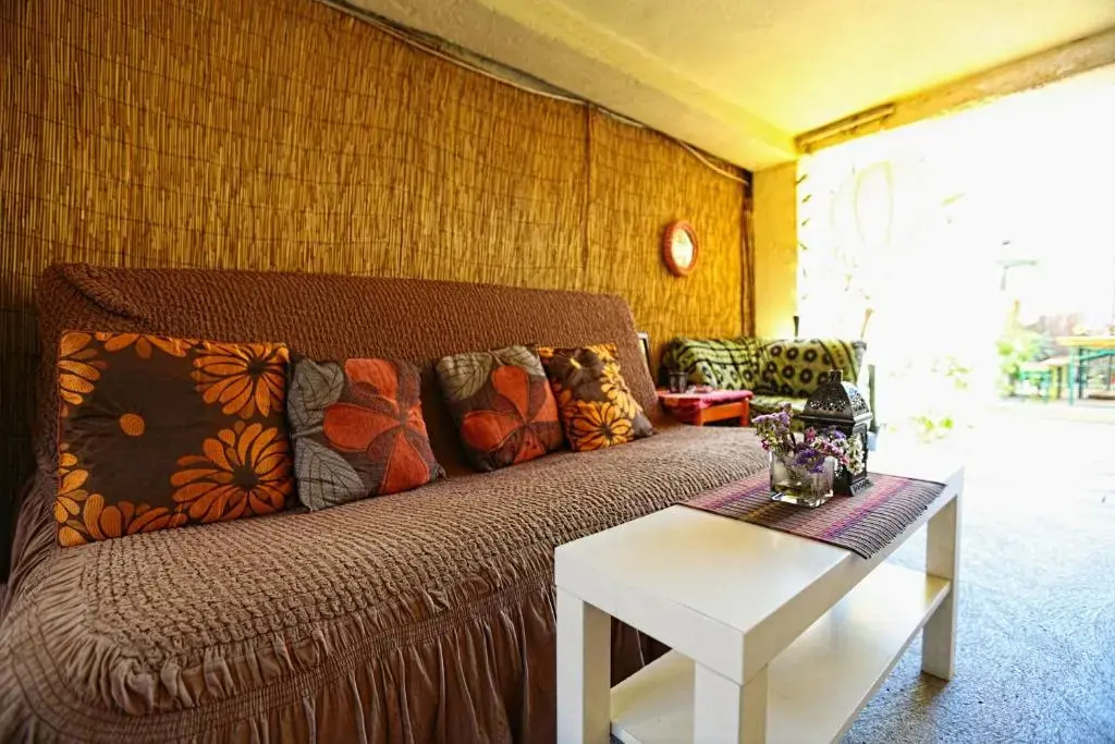 Shanti Hostel