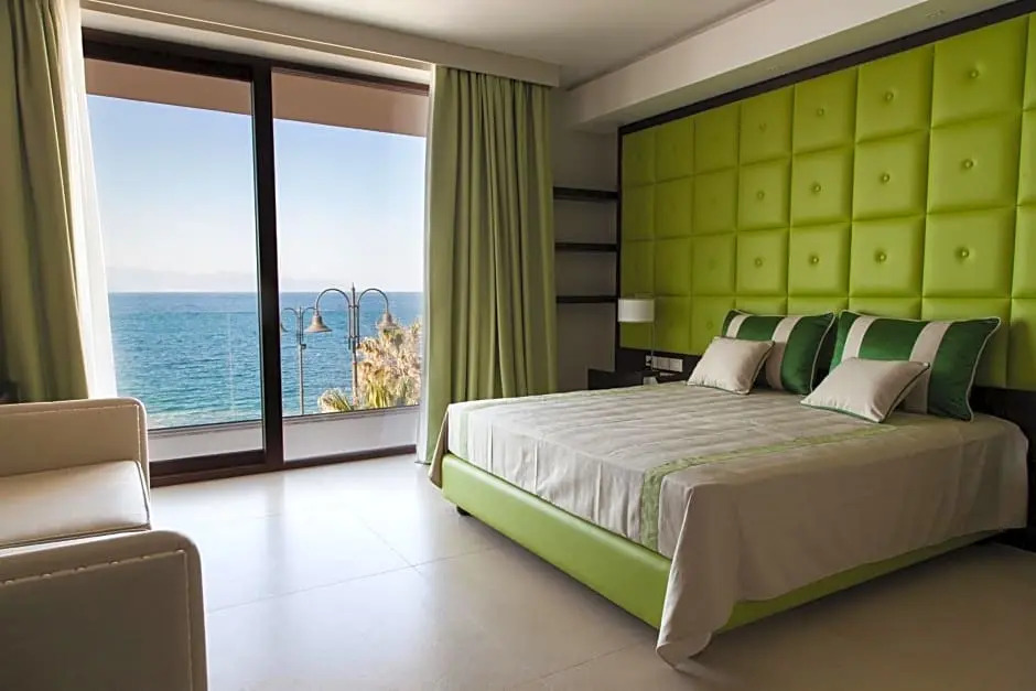 Ngonia Bay Boutique Hotel