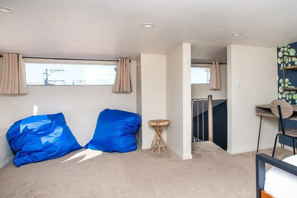 Charming 5br/3.5ba Mission Beach Home by Domio