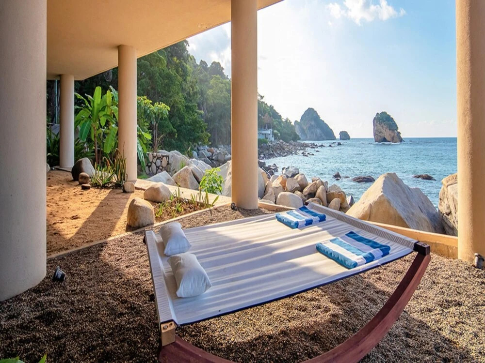 Sunny Vacation Villa 61
