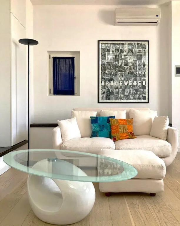 cozy and Bright Flat in Isola- Pergola 4