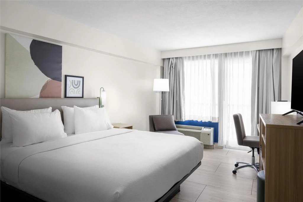 Spark by Hilton Virginia Beach Oceanfront