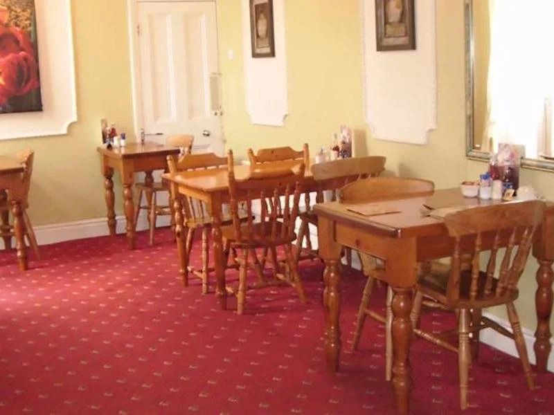 Linden Lodge